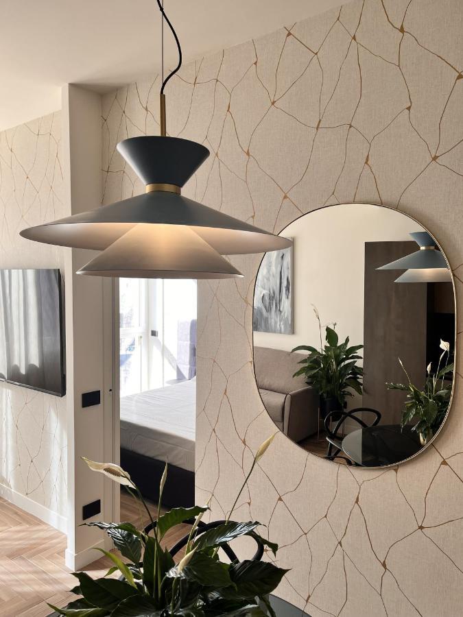Yls Luxury Suites มิลาน ภายนอก รูปภาพ