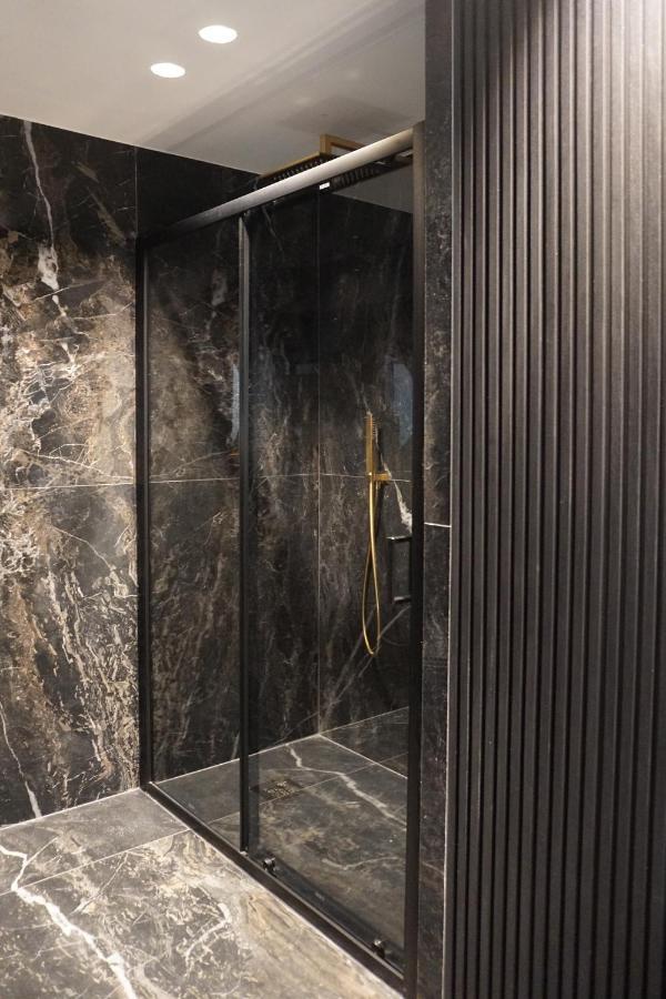 Yls Luxury Suites มิลาน ภายนอก รูปภาพ