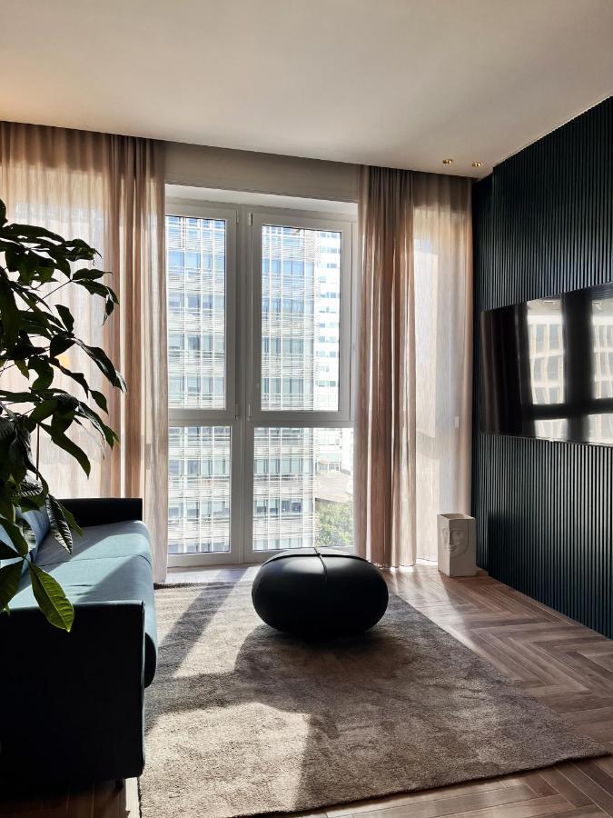 Yls Luxury Suites มิลาน ภายนอก รูปภาพ