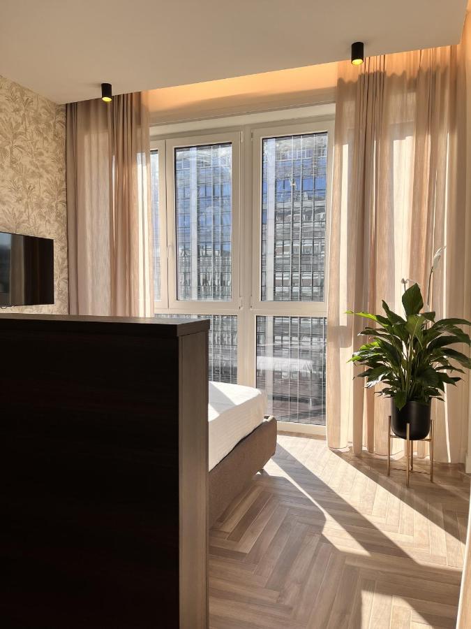 Yls Luxury Suites มิลาน ภายนอก รูปภาพ