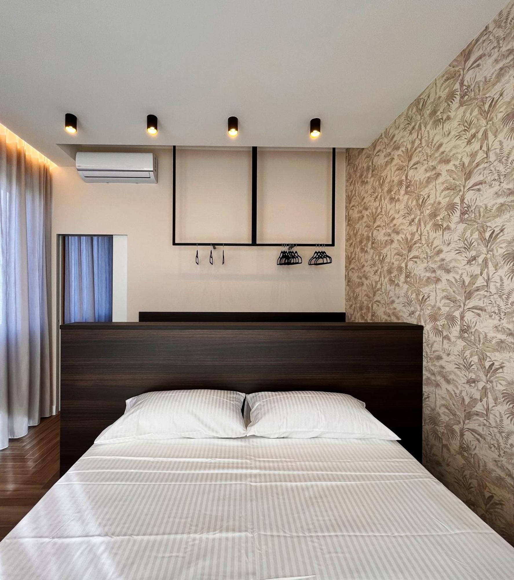 Yls Luxury Suites มิลาน ภายนอก รูปภาพ
